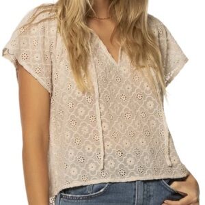 Amuse Society Kahlo Eyelet Lace Short Sleeve Top Taupe Pink M NWT
